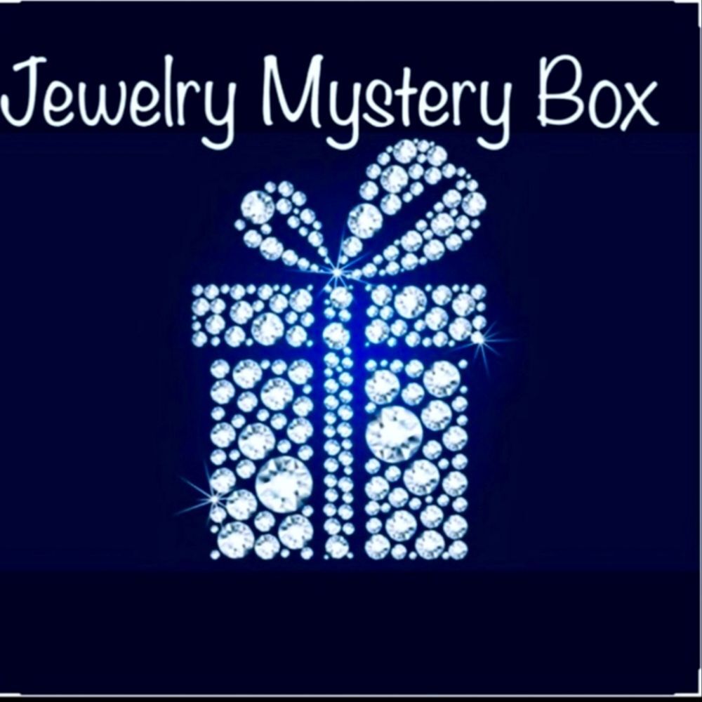 New Jewelry Lovers Or Resellers Mystery Box $40
